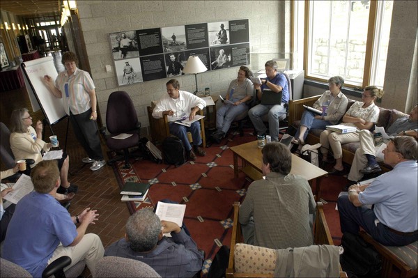 people-in-small-discussion-group-meeting